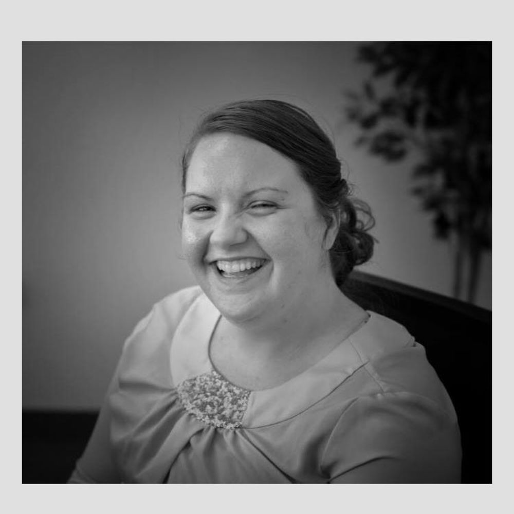 Meet your Posher, Adrienne